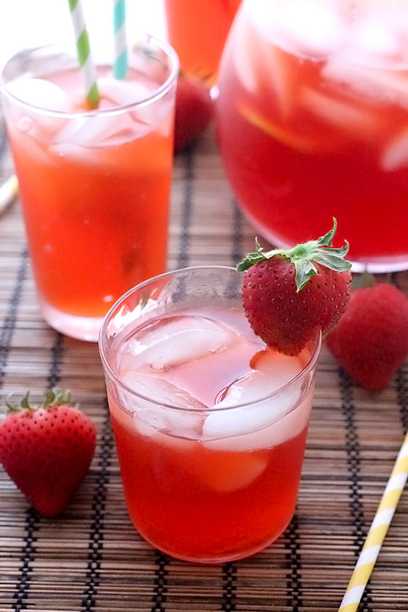 strawberry-lemonade-iced-tea-1