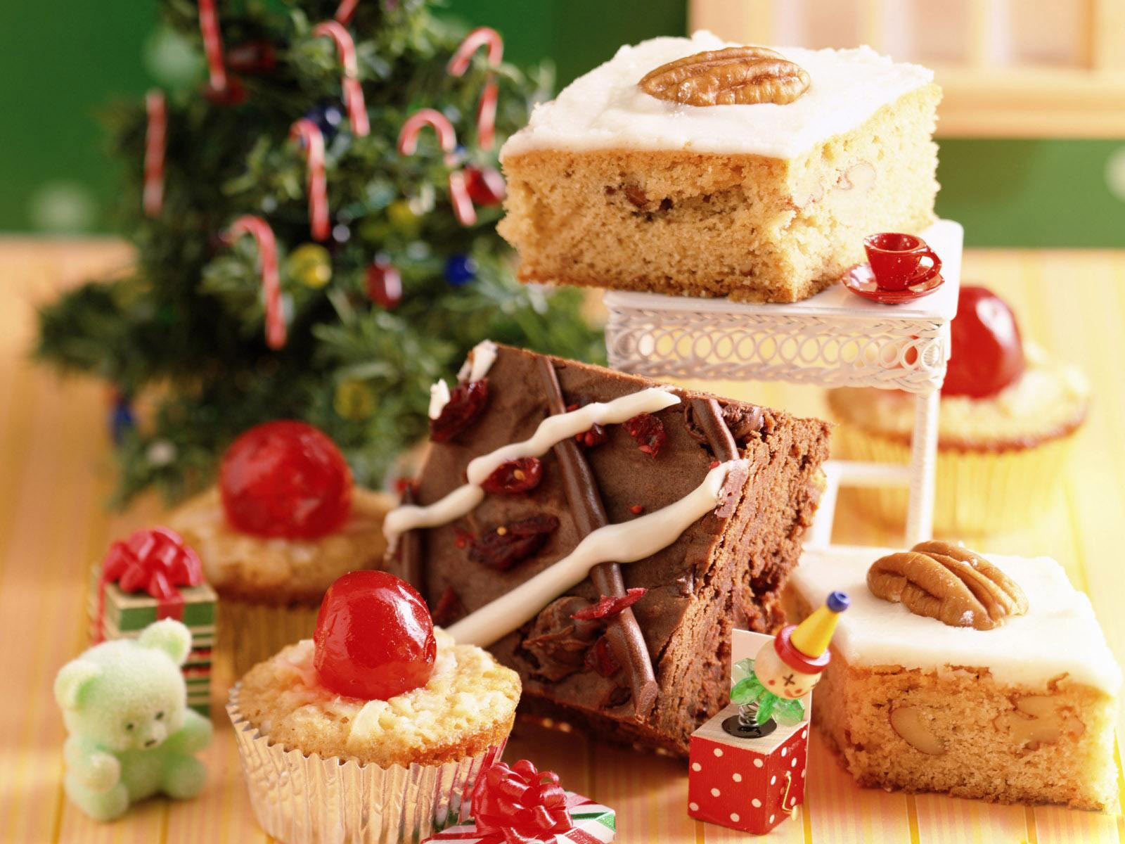 Christmas-Traditional-Sweets-Desktop-Wallpaper-1