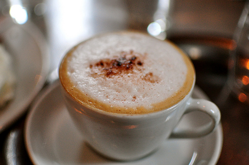 Wiener Mélange espresso with steamed milk and foam @ Cafe Sabasky