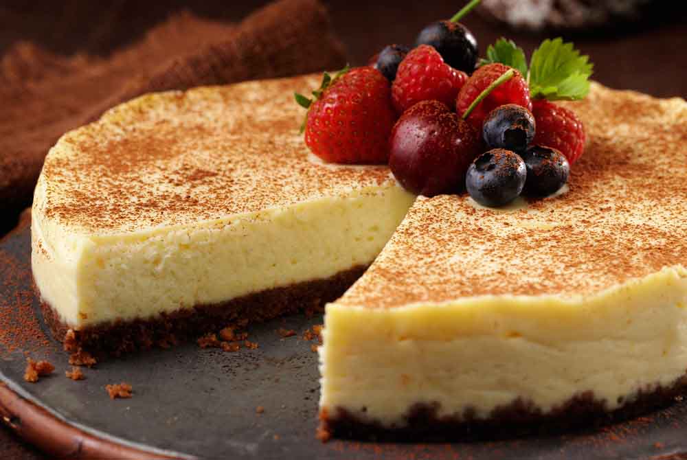 White-Chocolate-Cheesecake-Hilary-Moore