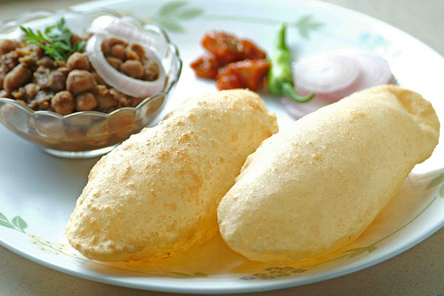 chola bhatura