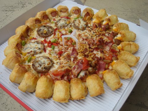 sausage crust pizza