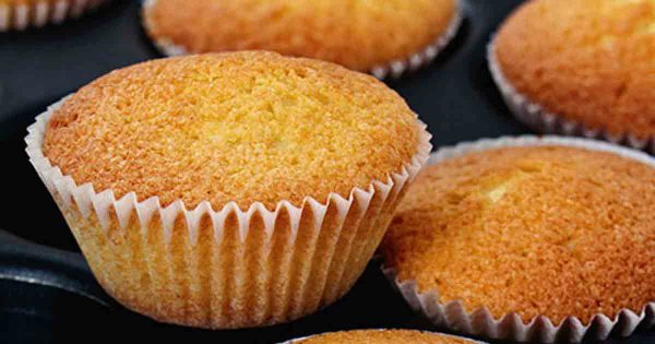 Homemade Vanilla Cupcake Recipe