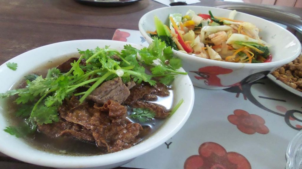 My-LRhome-cooked-Bak-Kut-teh--pork-spare-ribs-soup