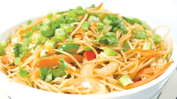 Chinese Noodles Hakka Noodles Recipe Knorr India_29_3.1.23_326X580