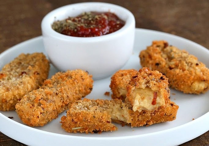 Mozzrella-Sticks-Baked-Fried-8608