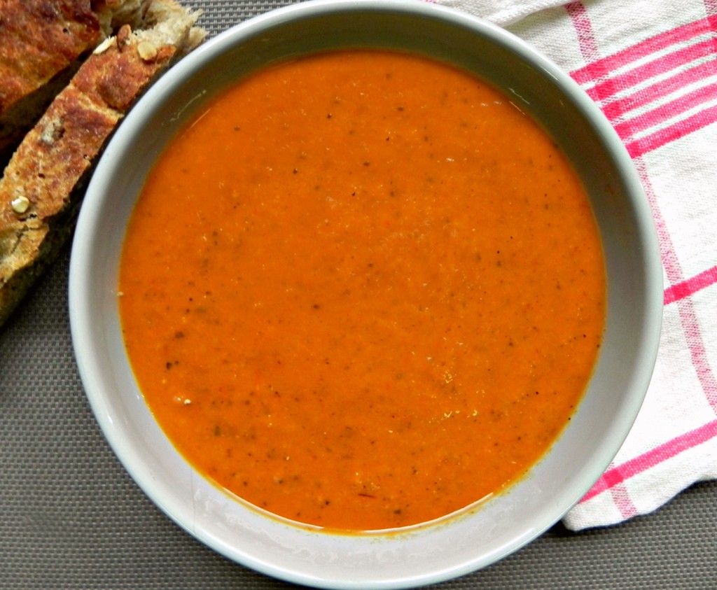 The-Best-Creamy-Roasted-Tomato-Soup-1024x843