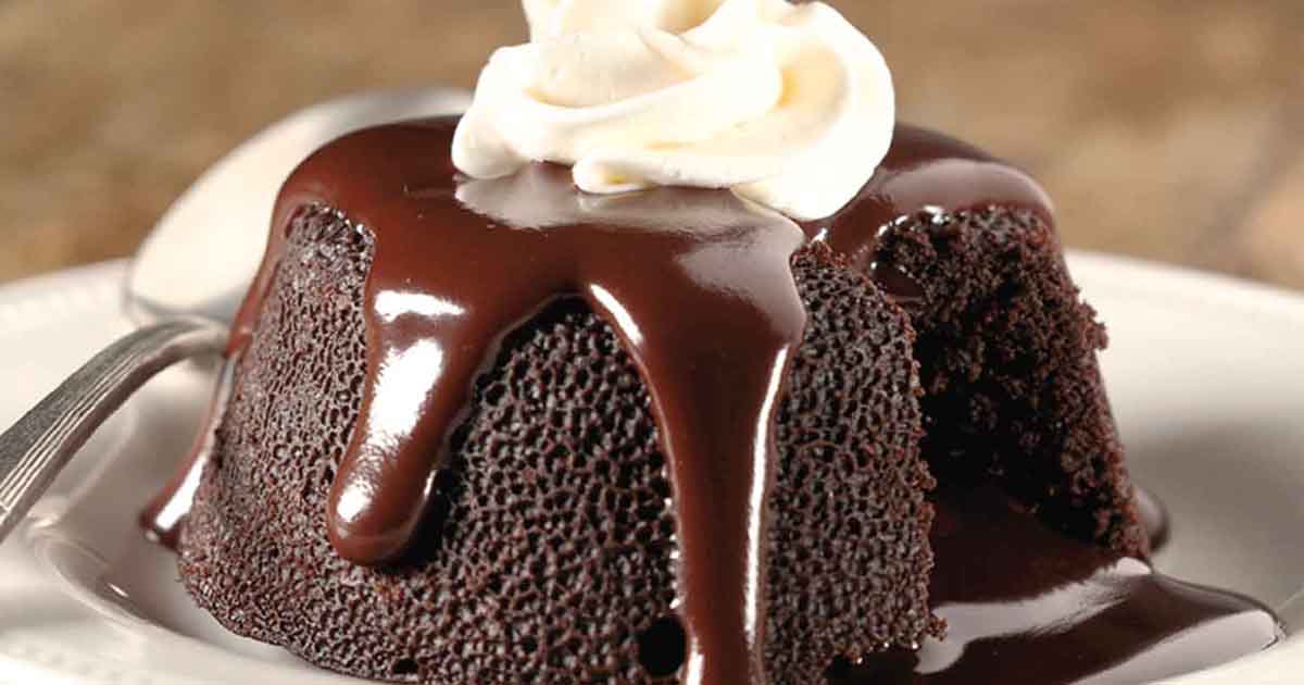 Featured image Molten Lava Cakes