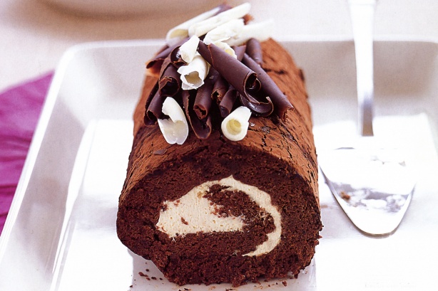Chocolate Roulade Recipe | Hungryforever