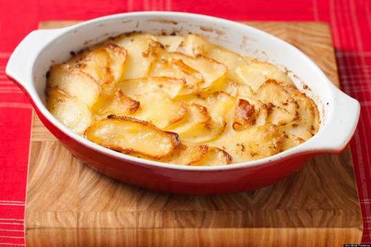 Simple Scalloped Potatoes Recipe - HungryForever Food Blog