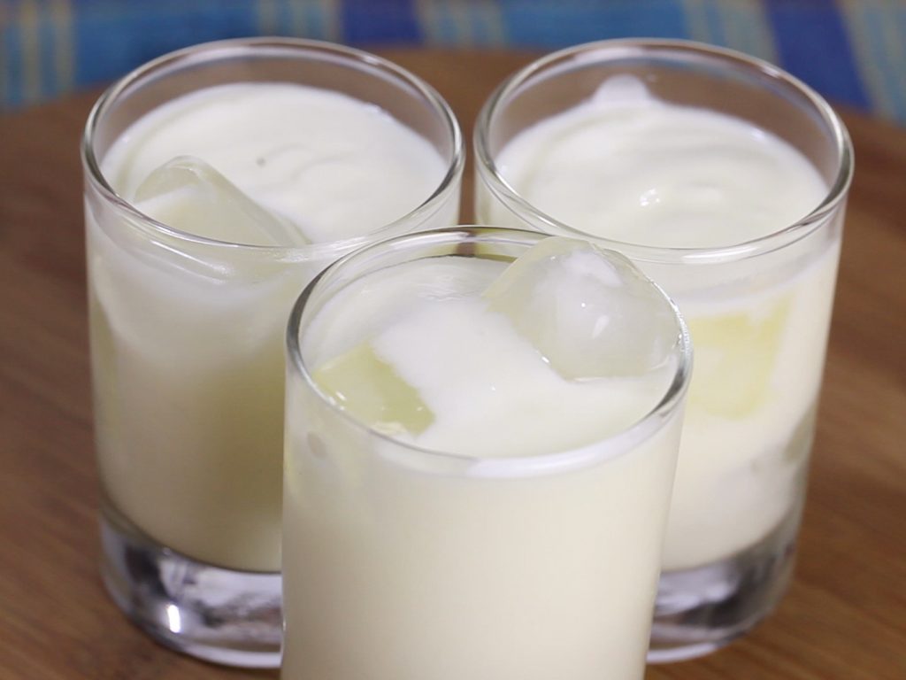 Make-Sweet-Yogurt-Drink-(Sweet-Lassi)-Step-3-Version-2