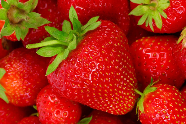 Strawberriesbr