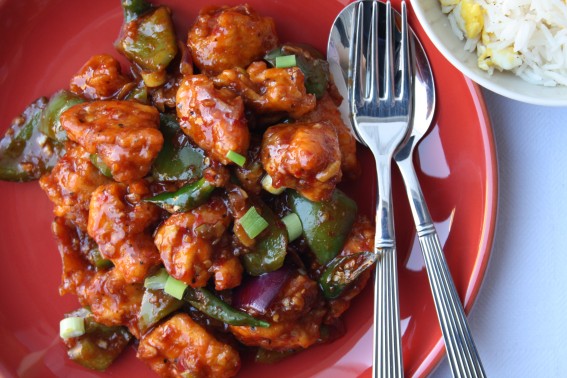 Indo-Chinese-Chilli-Chicken-567x378