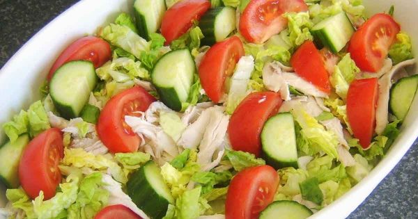 Chicken Salad with Lettuce and Tomato Recipe