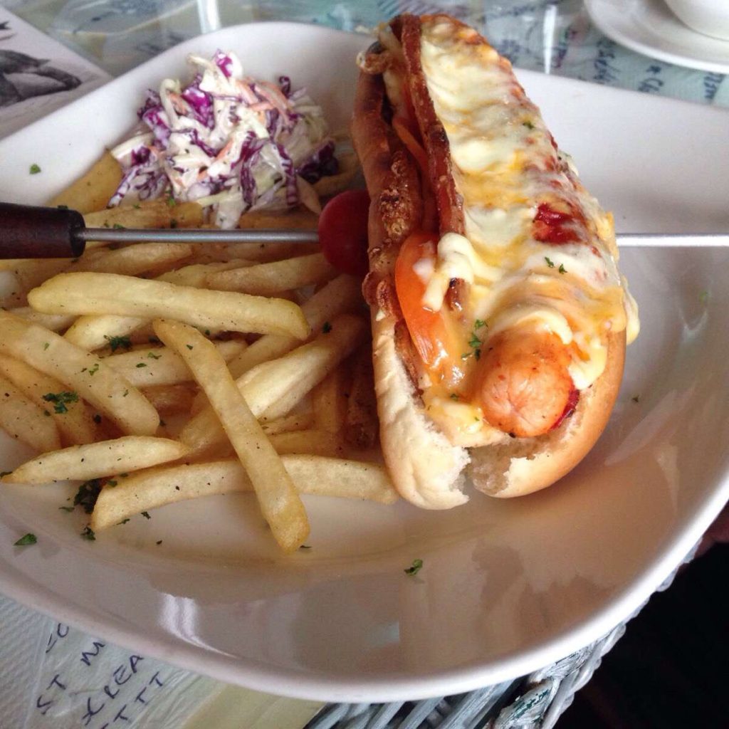 joint cafe hot dog