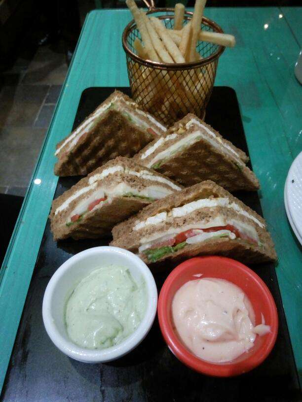 hudson cafe sandwich