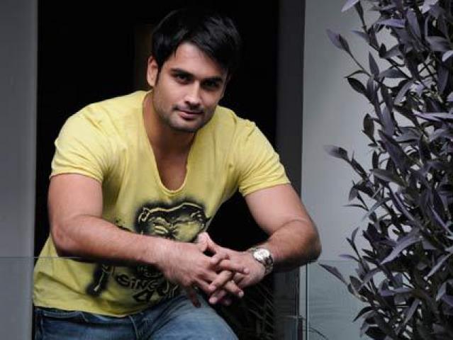 vivian-dsena-2