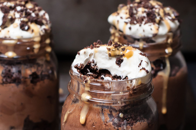 chocolate dessert jars
