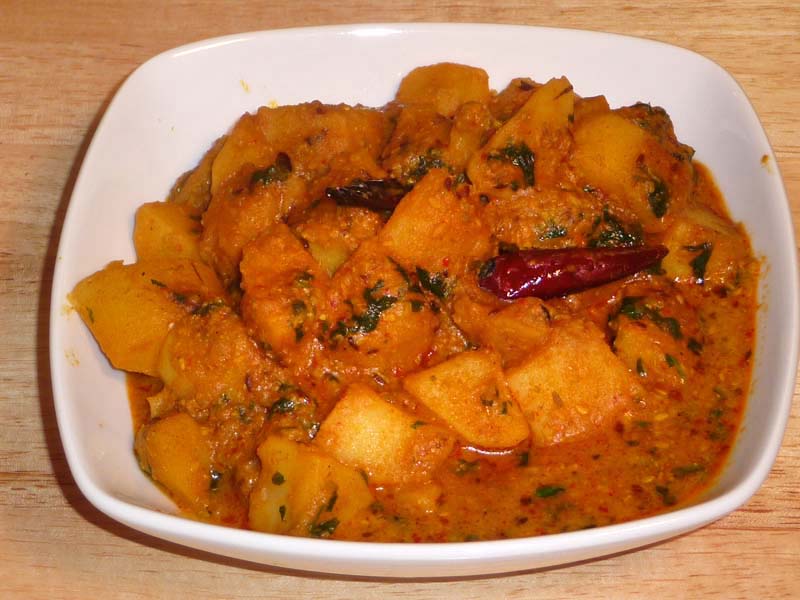 Bengali-Dum-Aloo-Recipe