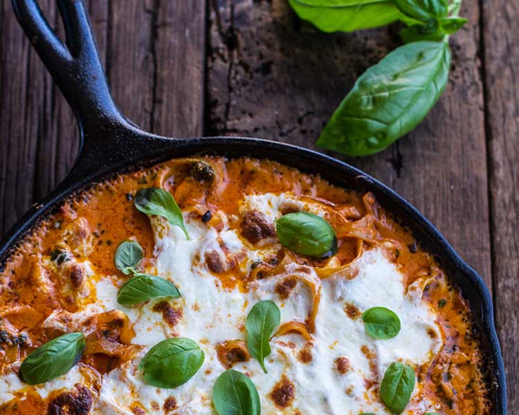 One-Pot-30-Minute-Creamy-Tomato-Basil-Pasta-Bake