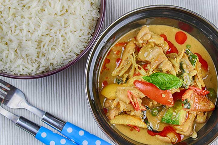 chicken-thai-green-curry_beauty