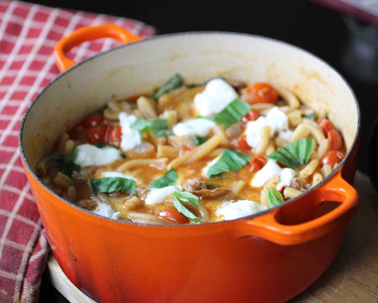 one-pot-sausage-mushroom-and-mozzarella-pasta-2