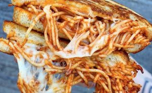 spaghetti-grilled-cheese