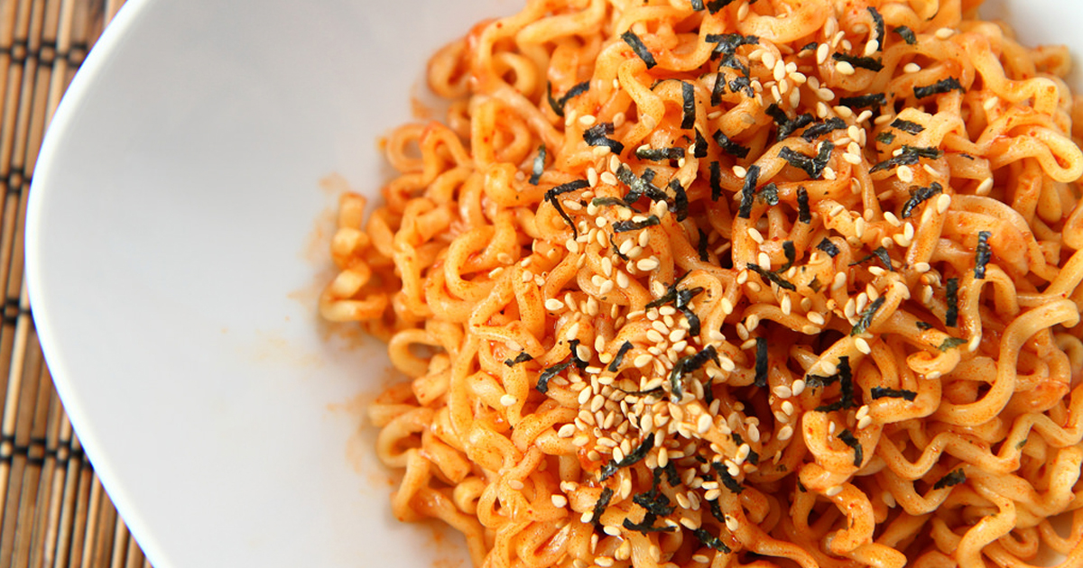 How Spicy Can World’s Spiciest Ramen Be? Deathly. HungryForever Food Blog