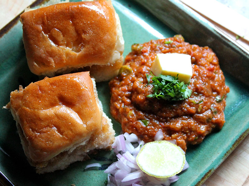 Visit These 8 Places in Chennai for Deliciously Buttery Pav Bhaji Photo 2