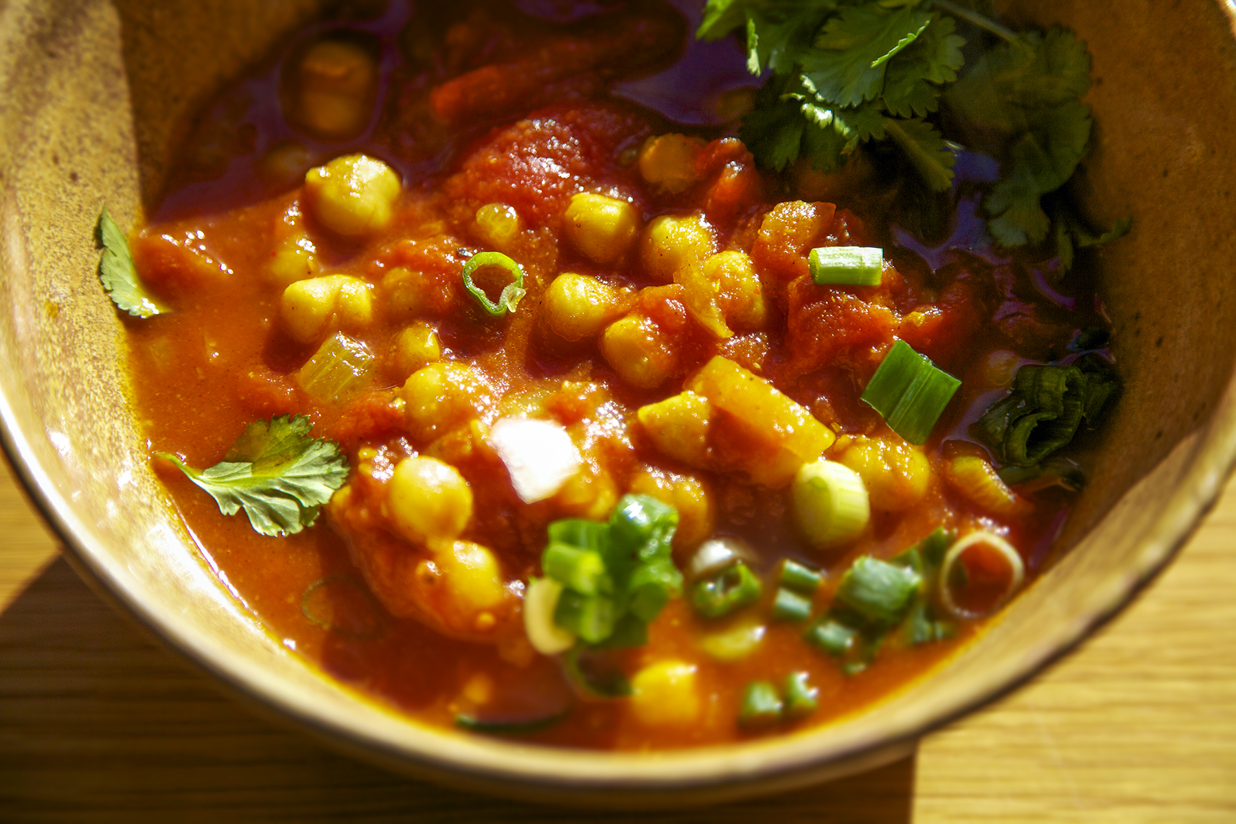Tomato & Chickpea Curry Recipe - HungryForever Food Blog