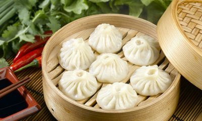 mb-momos-with-sweet-chilli-saucee