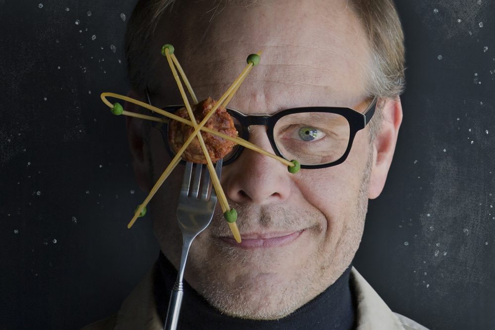 1121_alton-brown01-1000x667