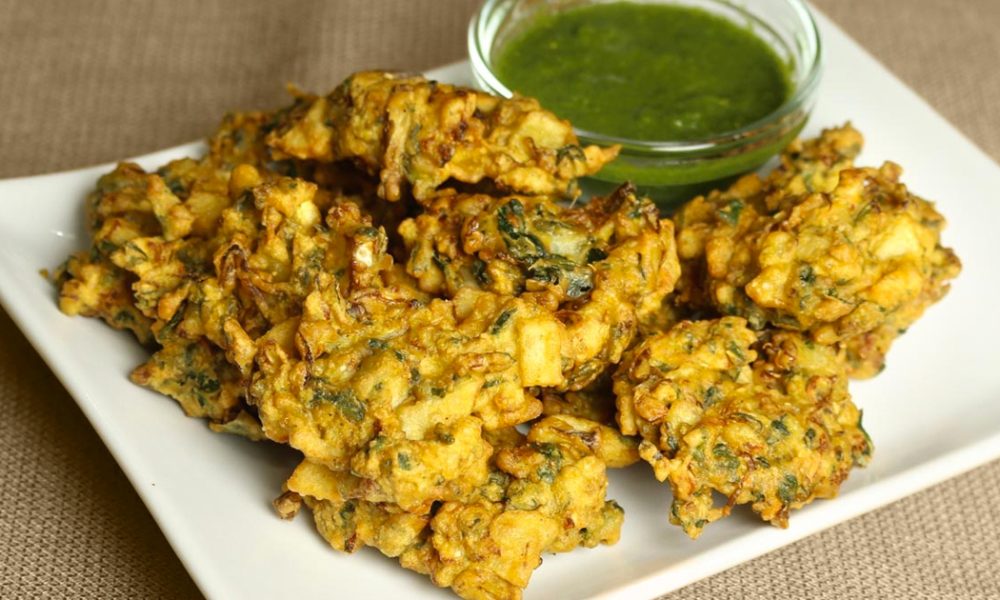 Brinjal Pakoda Recipe | How To Make Baingan Pakora | HungryForever