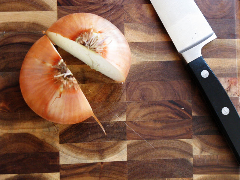cutting-onions-tutorial