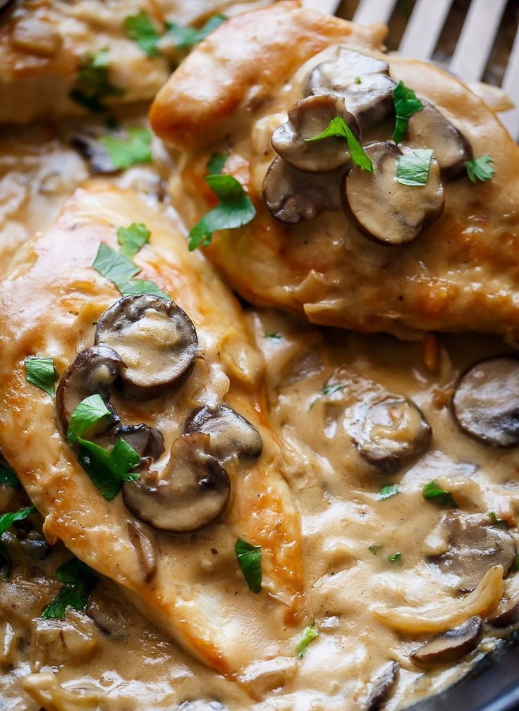 Champagne Chicken Recipe | Creamy Champagne Chicken