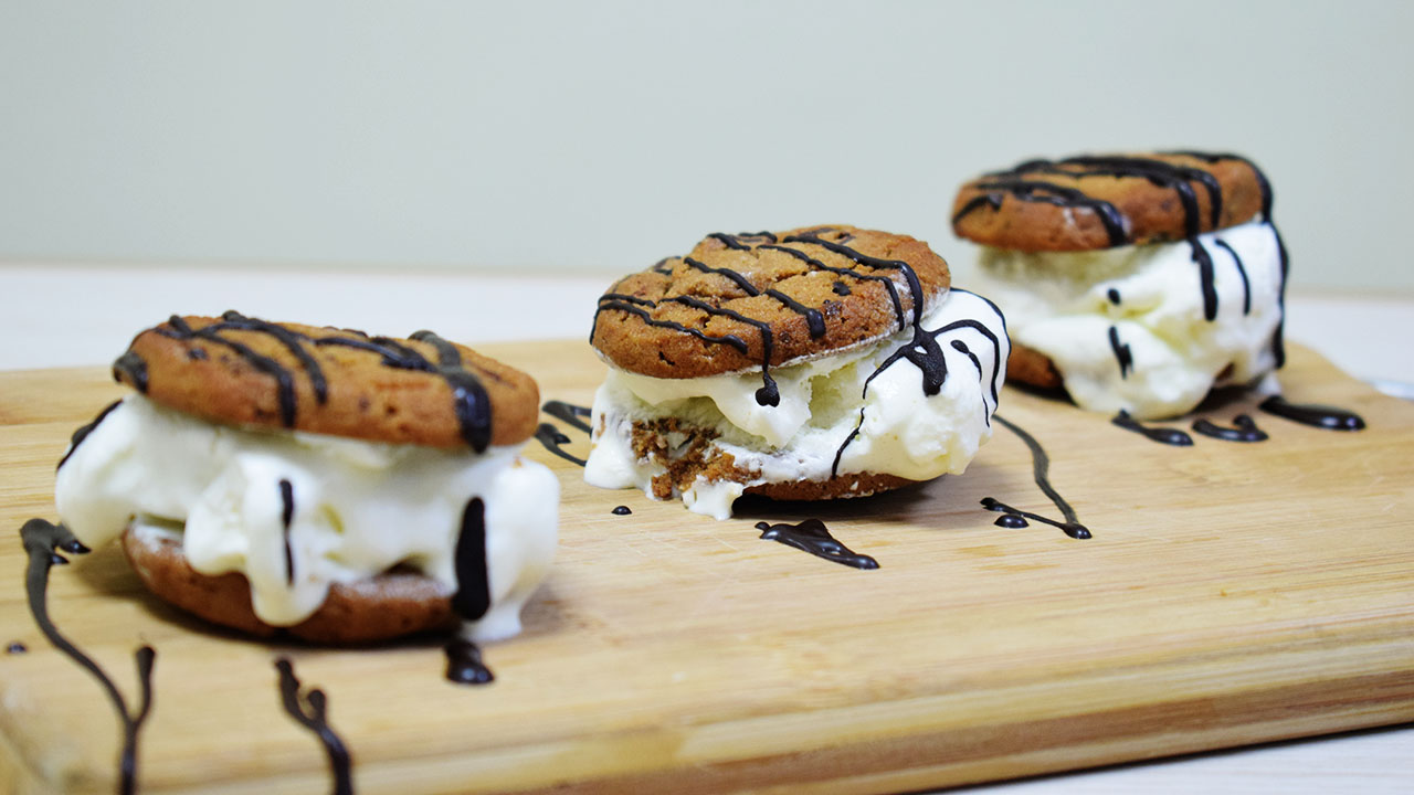 Chocolate Chip Cookies Ice Cream Sandwich Recipe HungryForever Food Blog