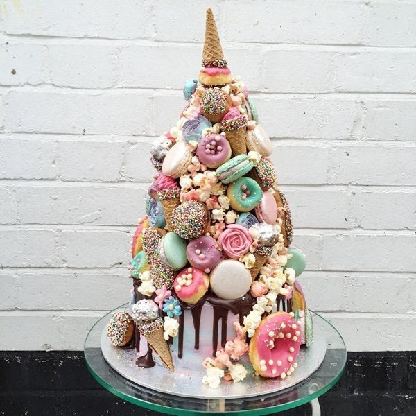 unicorn-wedding-cake-unicorn-food-trend