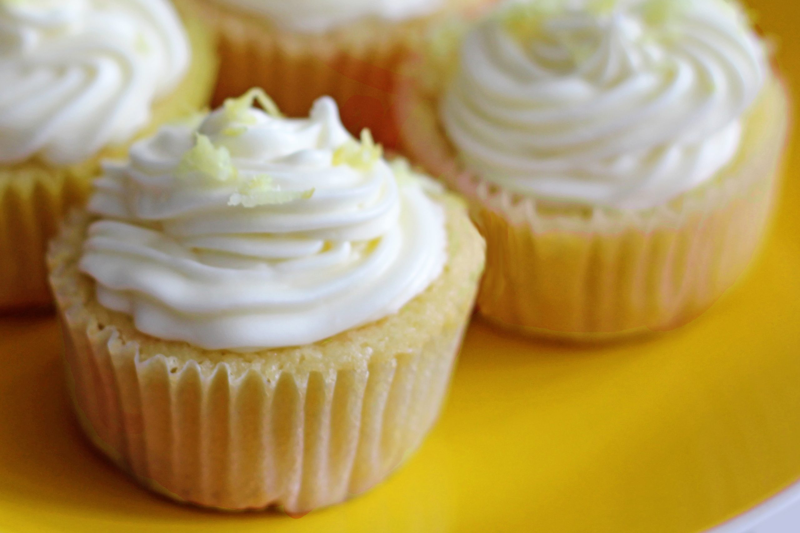 Vanilla Buttermilk Cupcakes with Cream Cheese Frosting HungryForever