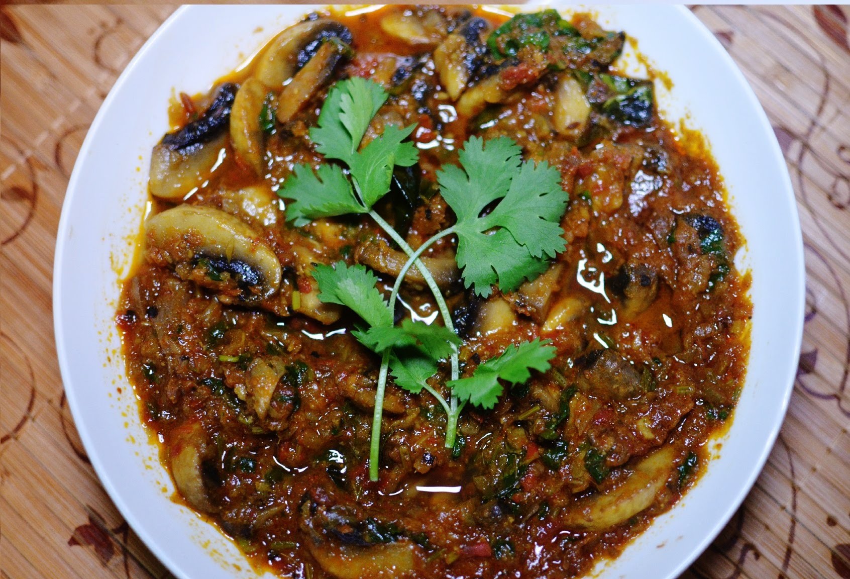 Mushroom Gravy Recipe | Mushroom Masala Gravy | HungryForever