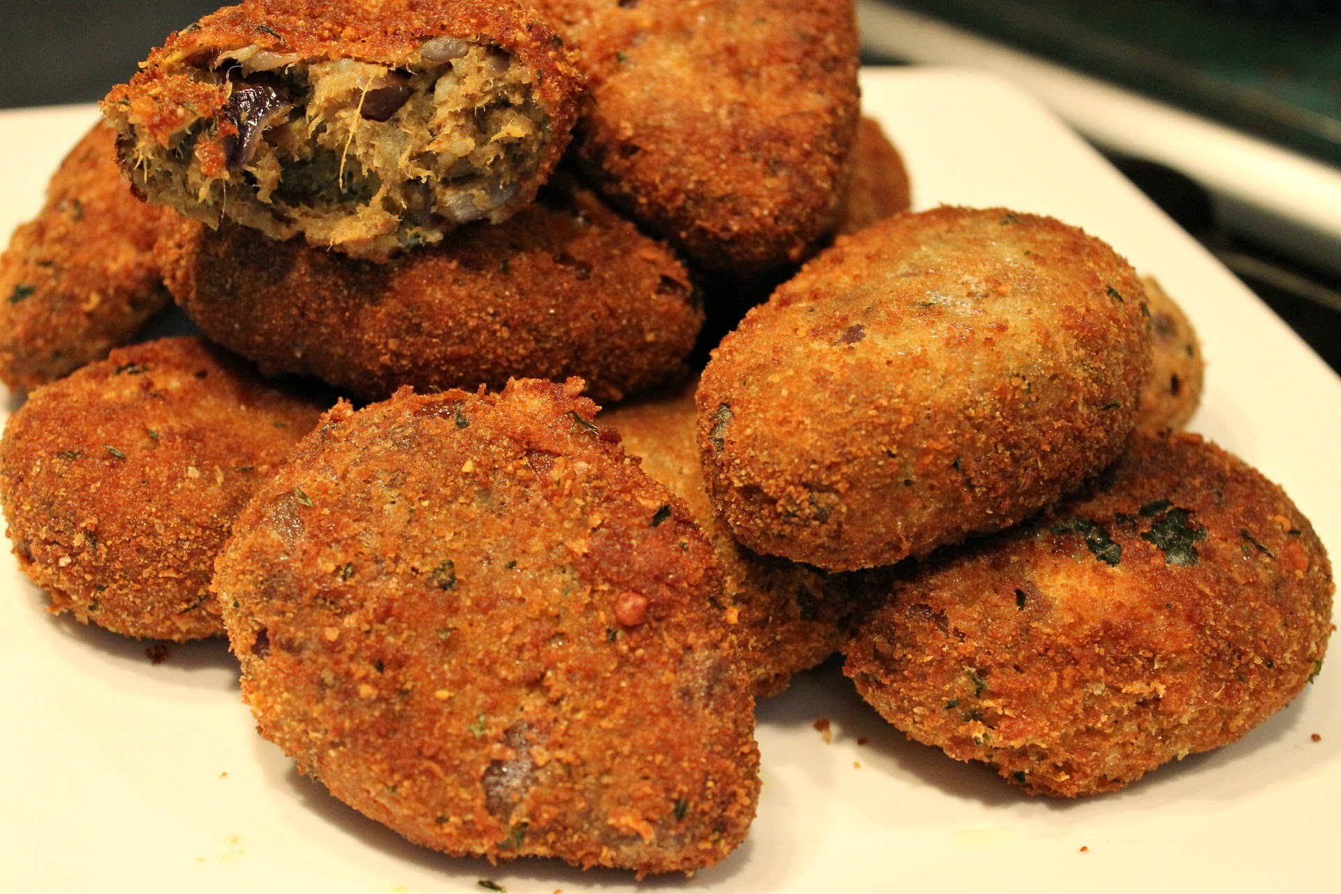 beef-cutlets-beef-cutlet-recipe-kerala-style-beef-cutlet