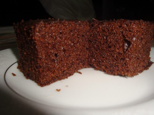 eggless-chocolate-sponge-cake