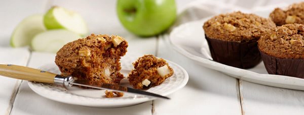 Apple-Muffins-with-Cinnamon-Pecan-Streusel