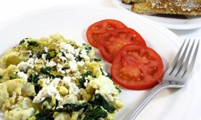 EGG WHITE SCRAMBLE WITH SPINACH AND ONIONS