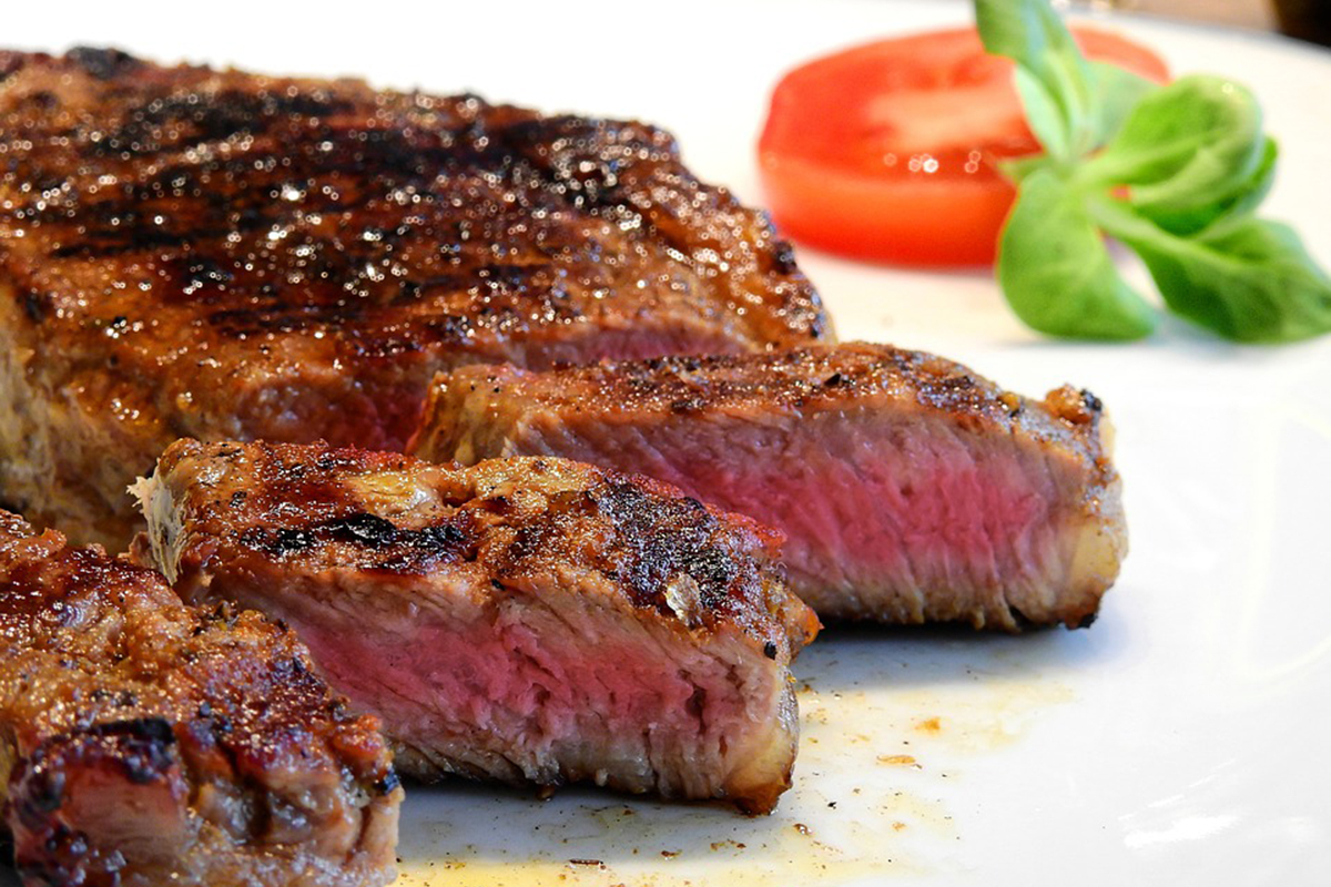House Of Cards Seared Steak Recipe - HungryForever Food Blog