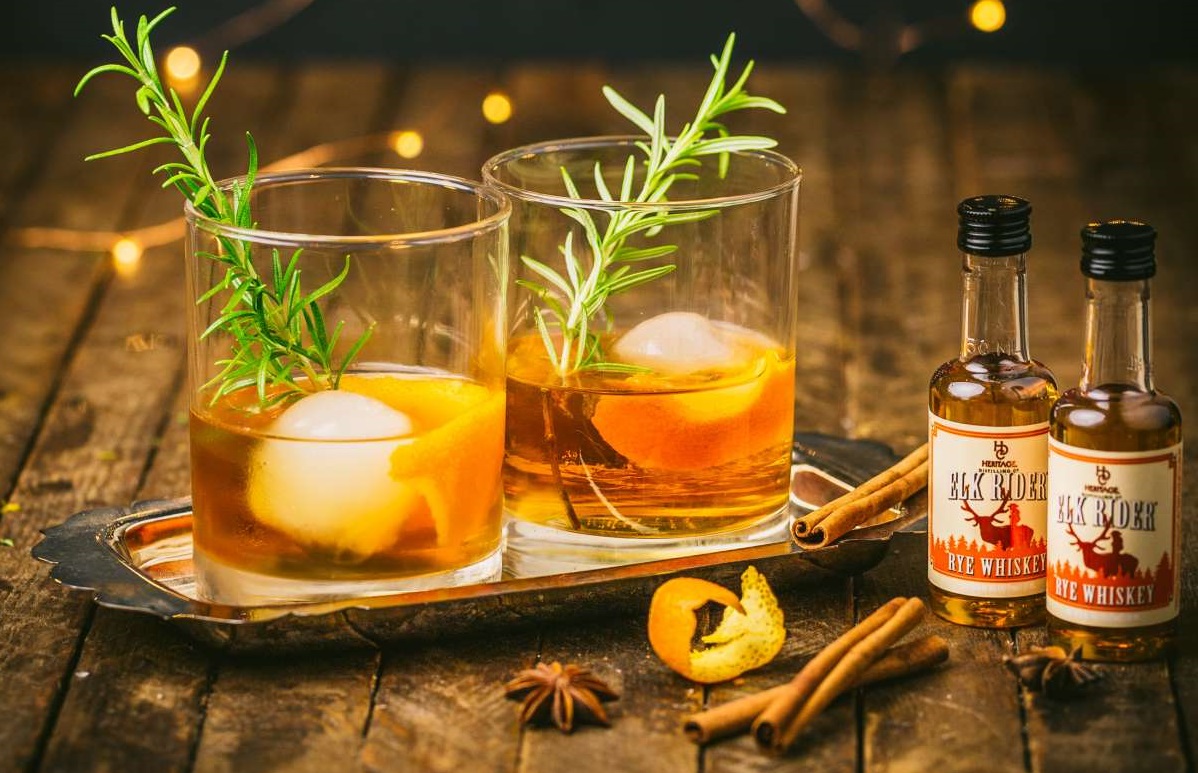 Cinnamon Rosemary Old Fashioned Cocktail HungryForever Food Blog