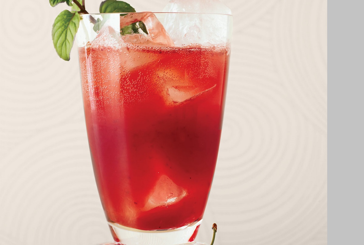 Porch Crawler Cocktail HungryForever Food Blog