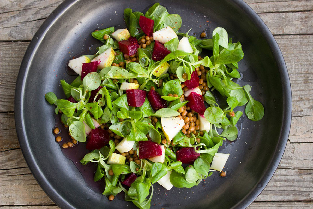 Spinach Day: Baby Spinach Salad Recipe - HungryForever Food Blog